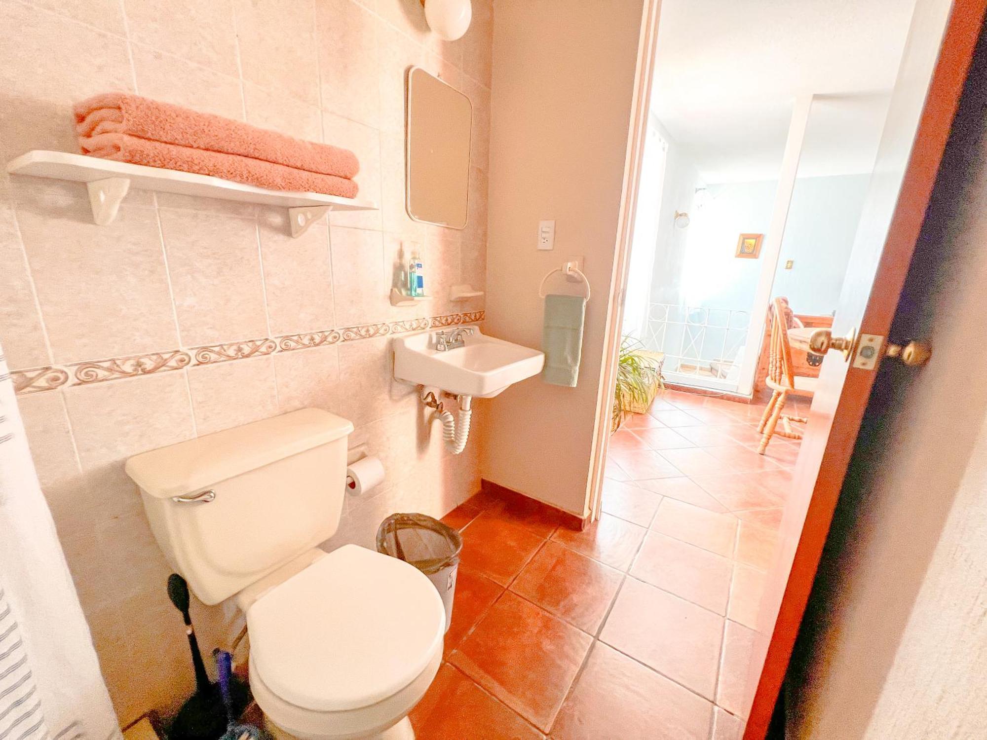 Colorful Family Condo With Terrace And Free Parking Гуанахуато Экстерьер фото